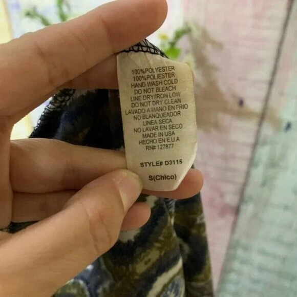 Beautiful Patterned Ovi Long Sleeve Shift geographic Dress Crew Neck S Causal - Picture 3 of 4